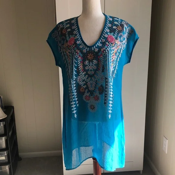Adore Teal Short Sleeve Tunic with Gorgeous Embroidery Detail NWT! Sz S - Picture 2 of 10